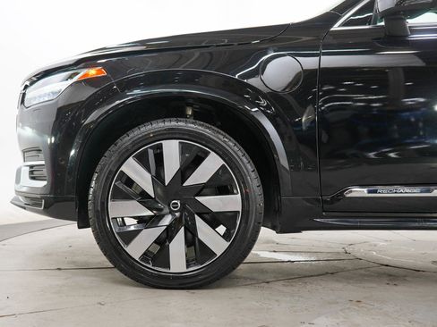 Used 2024 Volvo XC90 T8 Ultimate w/ Protection Package Premier AWD/4WD image 27