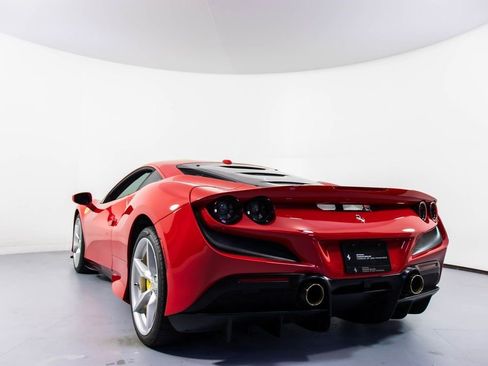 Certified 2022 Ferrari F8 Tributo image 25