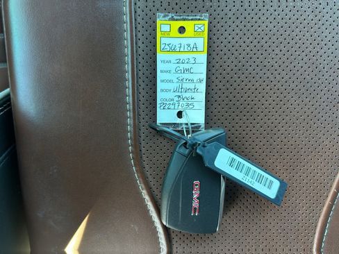 Used 2023 GMC Sierra 1500 Denali Ultimate image 32