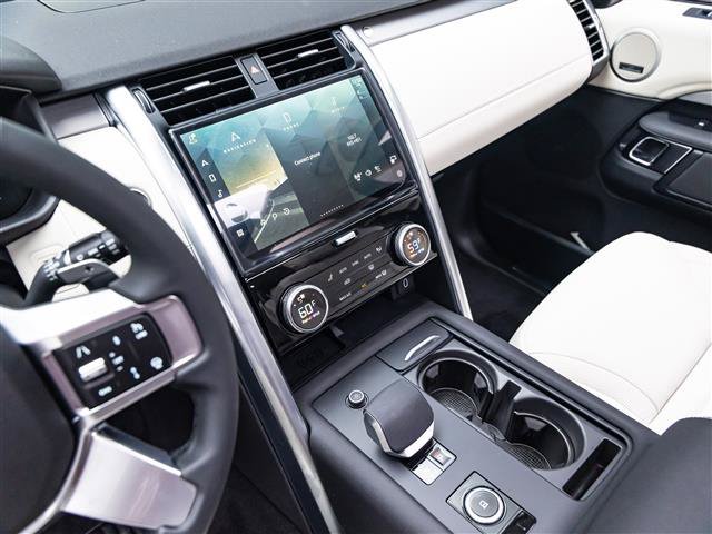 New 2026 Land Rover Discovery Dynamic SE AWD/4WD image 25