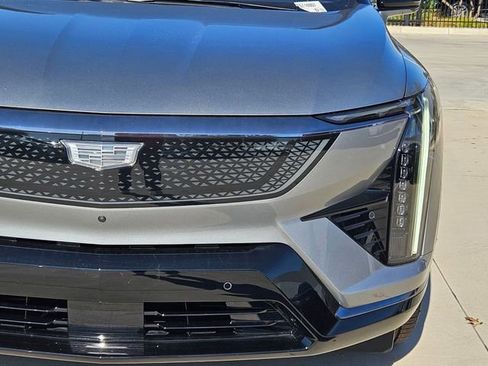 New 2026 Cadillac Optiq Sport 1 image 6