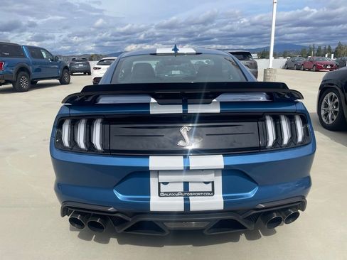 Used 2020 Ford Mustang Shelby GT500 w/ Technology Package RWD image 3