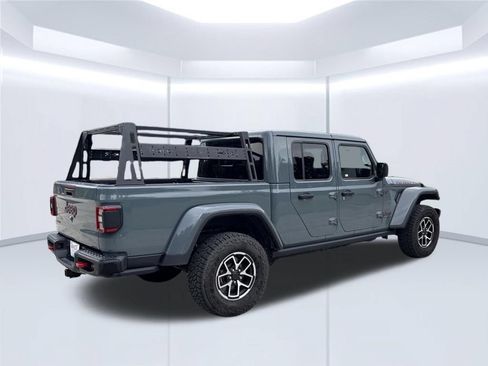 Used 2025 Jeep Gladiator Rubicon AWD/4WD image 5
