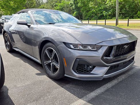 Used 2024 Ford Mustang Premium RWD image 3