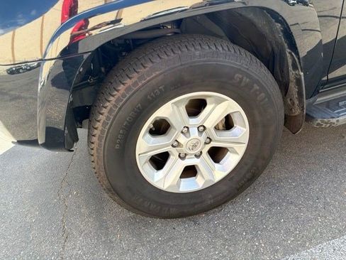 Used 2019 Toyota 4Runner SR5 Premium w/ Wilderness Package RWD image 7