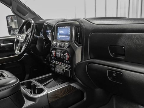 Used 2022 GMC Sierra 2500 Denali w/ Denali Ultimate Package AWD/4WD image 12