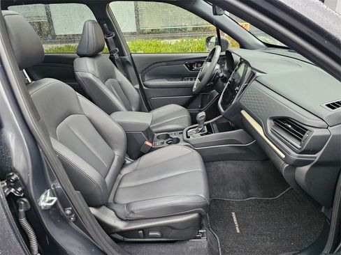 Certified 2025 Subaru Forester Limited image 11