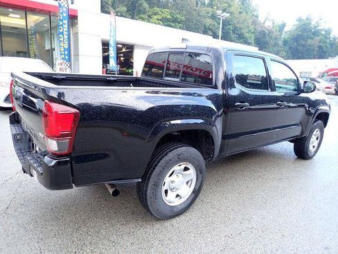 Certified 2023 Toyota Tacoma SR AWD/4WD image 3
