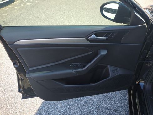 Used 2019 Volkswagen Jetta S FWD image 13