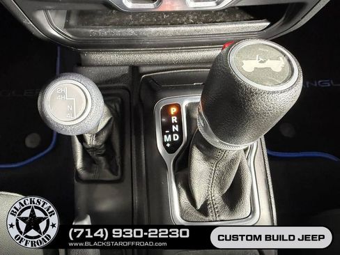 Used 2020 Jeep Wrangler Unlimited Sport S AWD/4WD image 21