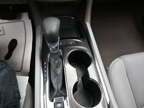 Used 2025 Chevrolet Malibu LT FWD image 11