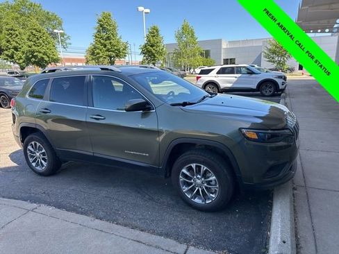 Used 2021 Jeep Cherokee Latitude Lux w/ Comfort/Convenience Group AWD/4WD image 4