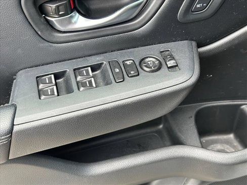 Used 2023 Honda Pilot Touring image 17