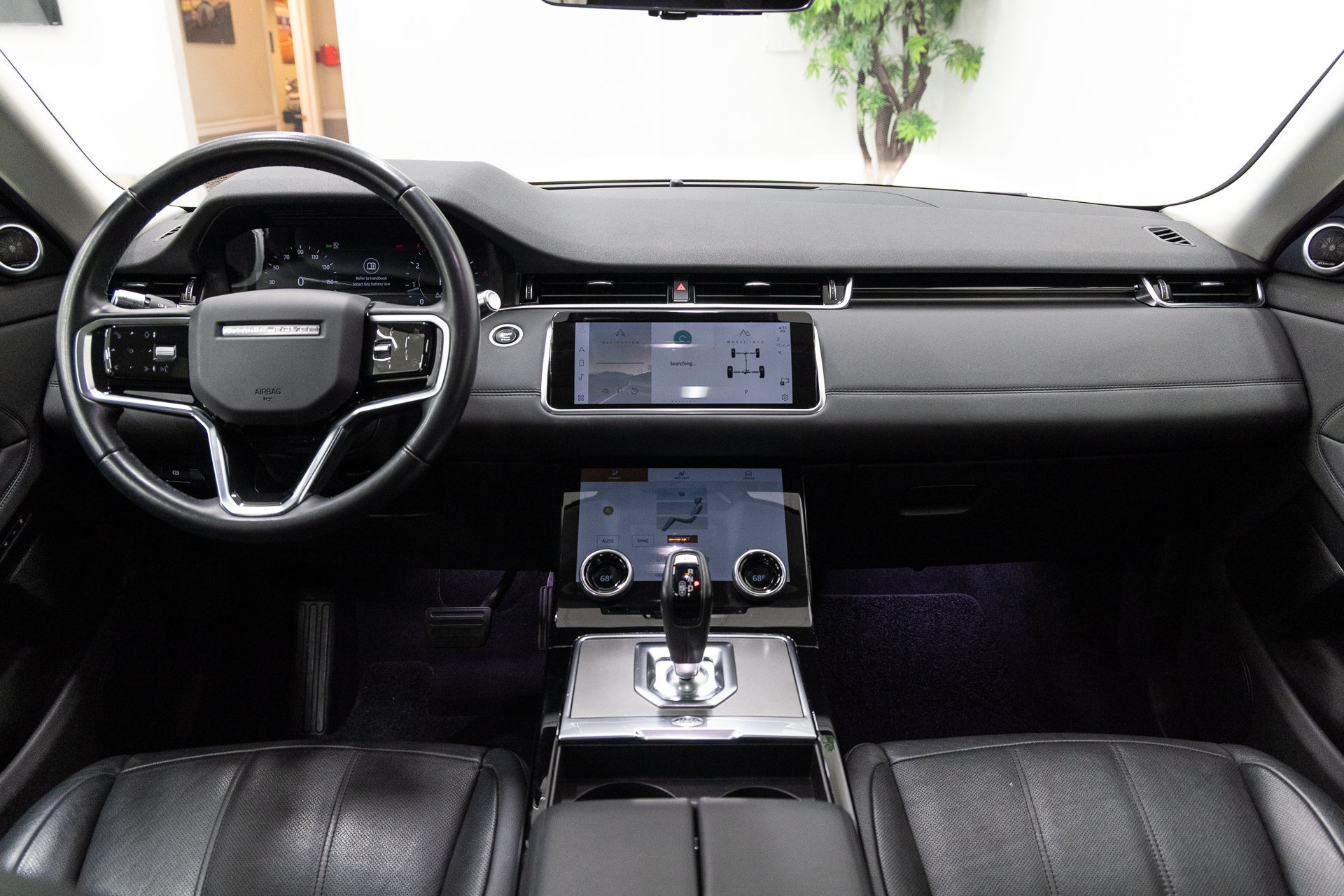 Used 2022 Land Rover Range Rover Evoque SE AWD/4WD image 5