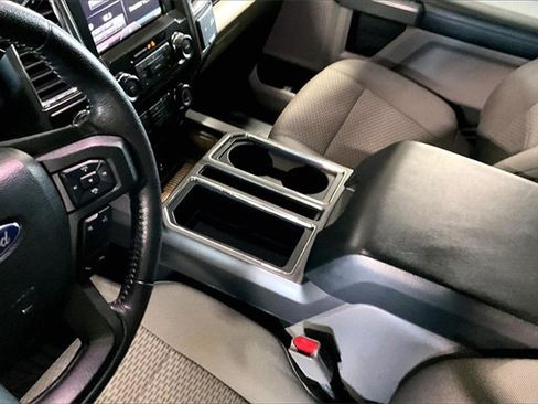 Used 2015 Ford F150 XLT w/ Equipment Group 302A Luxury image 14