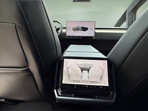Used 2024 Tesla Cybertruck AWD Crew Cab image 14