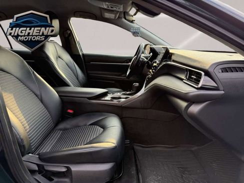 Used 2021 Toyota Camry SE w/ Cold Weather Package image 27