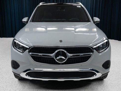 New 2027 Mercedes-Benz GLC 300 image 2