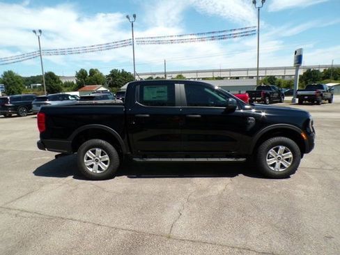 New 2025 Ford Ranger XL w/ Trailer Tow Package RWD image 9