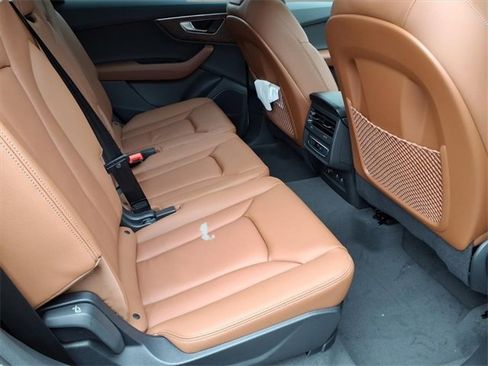 New 2026 Audi Q7 2.0T Premium image 6