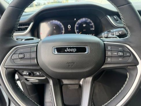 New 2026 Jeep Grand Cherokee Laredo image 15