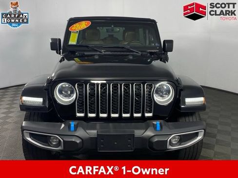 Used 2023 Jeep Wrangler Unlimited Sahara w/ Cold Weather Group AWD/4WD image 2