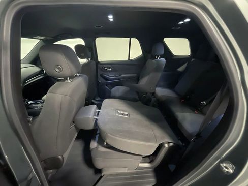 Used 2022 Chevrolet Traverse LT AWD/4WD image 21