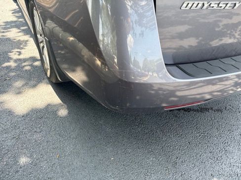 Used 2014 Honda Odyssey EX image 9