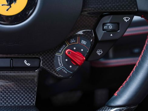 Used 2021 Ferrari F8 Tributo RWD image 61