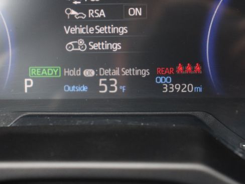 Certified 2025 Toyota RAV4 LE image 27