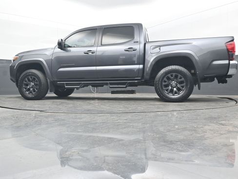Used 2022 Toyota Tacoma SR5 image 28
