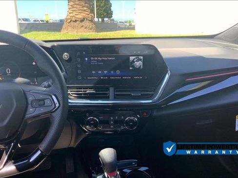 New 2026 Chevrolet Trax RS image 7