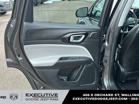 Used 2022 Jeep Compass Limited w/ Sun and Sound Group image 20