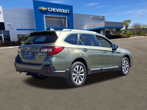 Used 2019 Subaru Outback 2.5i Touring AWD/4WD image 25
