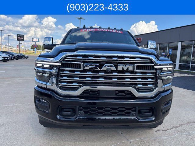 Used 2025 RAM 2500 Limited AWD/4WD image 2