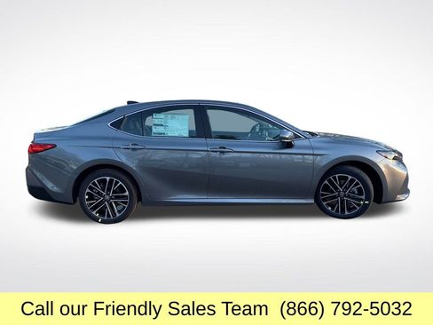New 2026 Toyota Camry XLE w/ Premium Package image 7