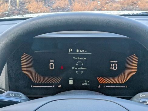 Used 2025 Kia K4 LXS image 29