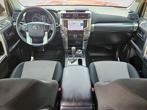 Used 2023 Toyota 4Runner SR5 AWD/4WD image 18