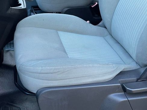 Used 2015 Ford Transit 150 XLT image 8