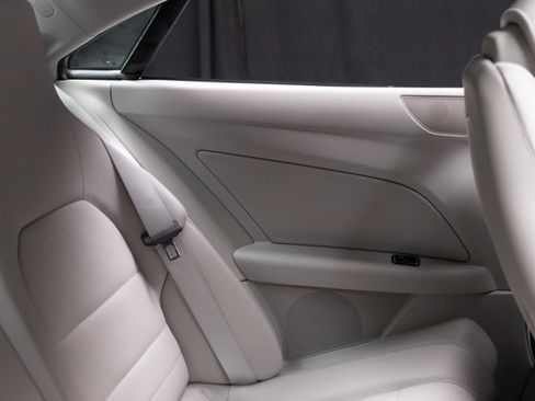 Used 2013 Mercedes-Benz E 350 4MATIC Coupe image 47