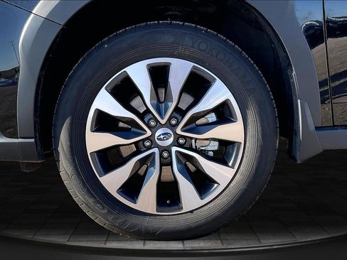 Certified 2025 Subaru Outback Touring w/ Popular Package #2 image 8