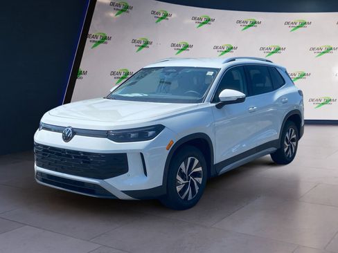 New 2025 Volkswagen Tiguan S image 2