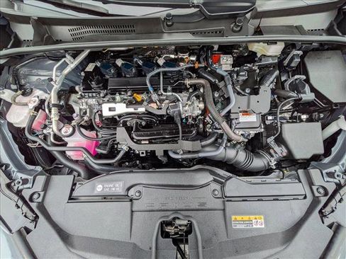 Used 2025 Toyota Prius LE image 21