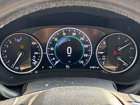 Used 2020 Buick Envision Premium AWD/4WD image 21