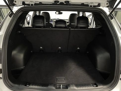 Used 2025 Jeep Compass Trailhawk AWD/4WD image 42