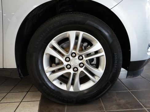 Used 2020 Buick Enclave Essence image 54