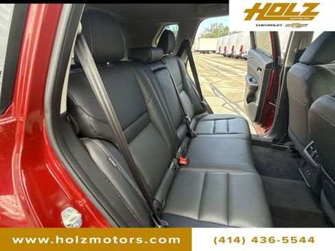 Used 2024 Nissan Rogue SL image 26