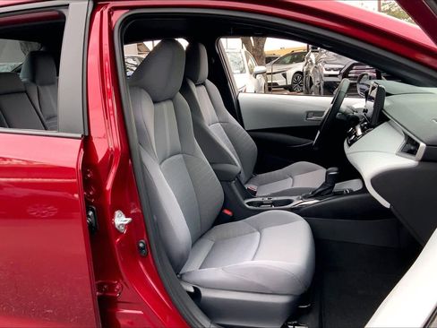 Used 2026 Toyota Corolla SE image 8