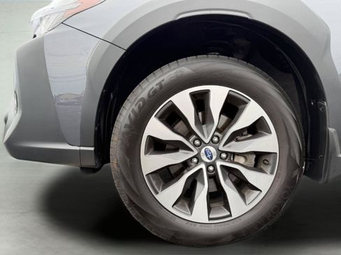 Used 2025 Subaru Outback Limited AWD/4WD image 31