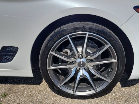 Used 2022 Genesis G70 2.0T w/ Prestige Package AWD/4WD image 5